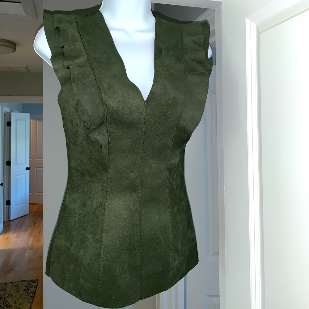 Beautiful Bailey/44 top